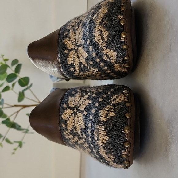 New Muk Luks size 10/40 9/39 warm winter clogs - Picture 8 of 13